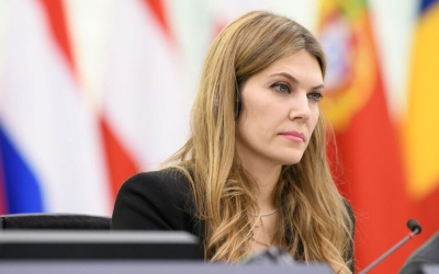 Πυρά από  την Σοφία Μανδηλαρά: «Η χυδαία, ξεδιάντροπη, αλαζονική, διαπλεκόμενη, βρώμικη Εύα Καϊλή» - Τι καταγγέλλει