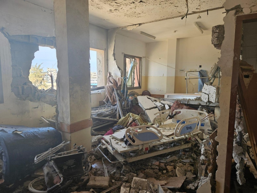 Φρίκη δίχως τέλος: Το Ισραήλ χτύπησε νοσοκομείο στη Γάζα – Στους 20 οι νεκροί, δημοσιογράφοι στα θύματα