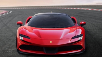Ferrari: Κέρδη 382 εκατ. ευρώ το γ’ τρίμηνο – Αναθεώρηση προς τα πάνω για το 2025