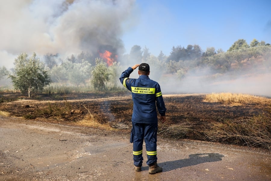 Μεγάλη φωτιά στην Φθιώτιδα - Ήχησε το 112 στη Στυλίδα