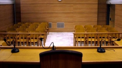 Έντονες αντιδράσεις από δικηγόρους για το «ξαφνικό» πλαφόν στις αναβολές δικών - Ζητούν την παραίτηση Τσιάρα