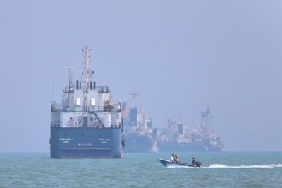 IRGC: Τα Στενά του Hormuz έχουν πλέον κλείσει – Προειδοποίηση για νέα μέτρα, αν συνεχιστούν οι επιθέσεις στον Λίβανο