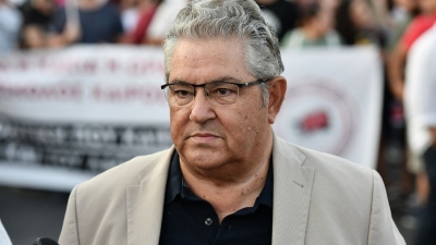 Στην απεργιακή συγκέντρωση ο Κουτσούμπας: Να πάει στα σκουπίδια το νομοσχέδιο - τερατούργημα