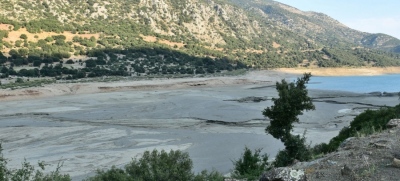 Drought nightmare: Mornos lake is emptying of water - Reserves down 68% in two years