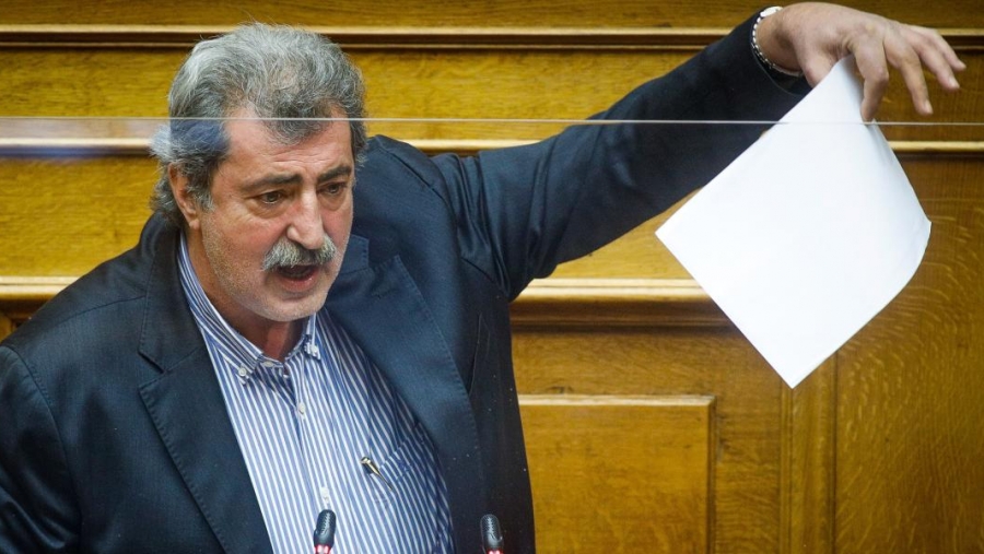 Άρση βουλευτικής ασυλίας για Παύλο Πολάκη - Το επεισόδιο με Αραμπατζή