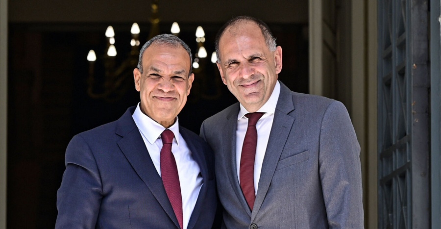 Νέα επικοινωνία Γεραπετρίτη με τον Αιγύπτιο ΥΠΕΞ για Σινά και Λιβύη