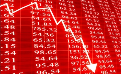 Sell off στη Wall, λόγω ρήξης στις σχέσεις ΗΠΑ με Κίνα – Στο -2,7% ο S&P 500, o Nasdaq -3,56%
