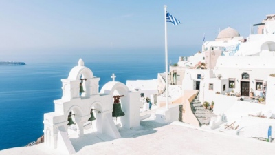 ΙΝΣΕΤΕ: Εξαγωγές και τουρισμός οδηγούν τη μεταστροφή της ελληνικής οικονομίας