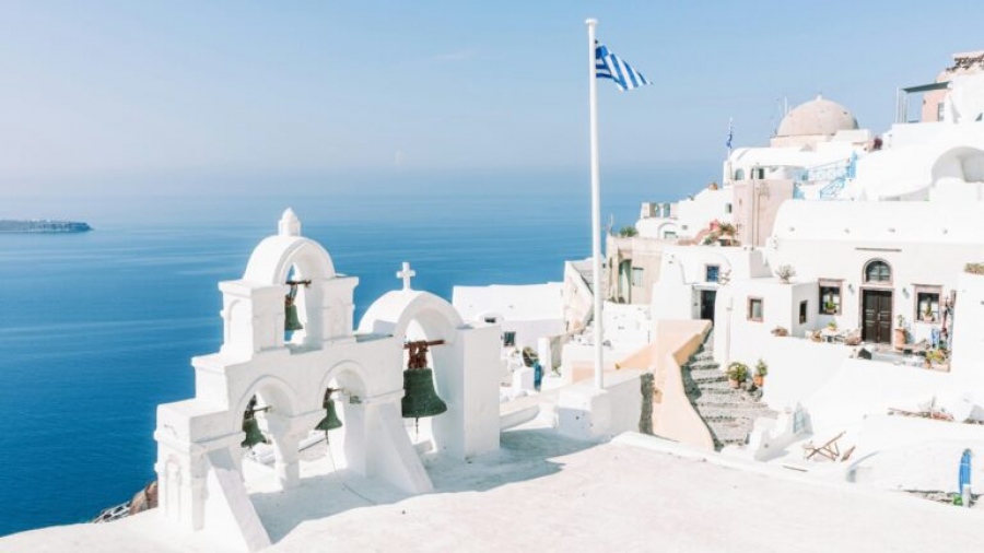 ΙΝΣΕΤΕ: Εξαγωγές και τουρισμός οδηγούν τη μεταστροφή της ελληνικής οικονομίας