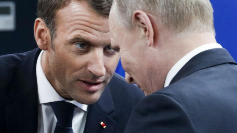 Τα αυτιά του Macron βούιζαν πολύ δυνατά μετά τα λόγια του Putin...