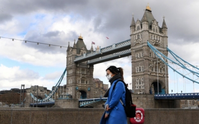 Βρετανία: Η Omicron ροκανίζει την καρέκλα του Johnson - Συγκρουσιακές συνθήκες δημιουργεί η διαχείριση και η επιβολή μέτρων