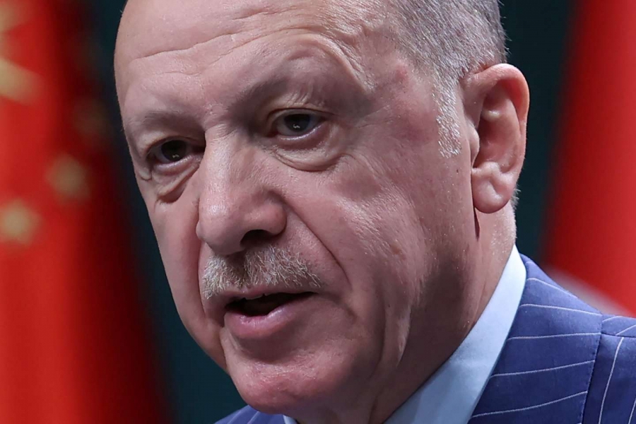 Οργή λαού στην Τουρκία μετά την τραγωδία - O Εrdogan παραδέχεται λάθη και ετοιμάζεται για «φακελώματα» και «προγραφές»