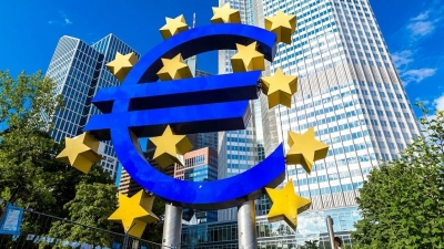 Σήμα ΕΚΤ για φρένο στις μειώσεις επιτοκίων - Ο πληθωρισμός στα τρόφιμα προκαλεί ανησυχία
