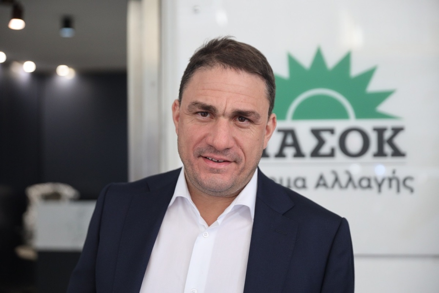 Τσουκαλάς (ΠΑΣΟΚ) - Εμπαίζει τους αγρότες η κυβέρνηση και μετά τα τελεσίγραφα, εκτοξεύει απειλές μέσω του Βορίδη