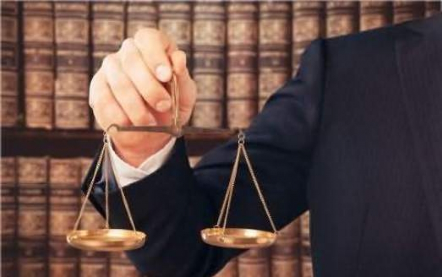Δικηγόροι προσφεύγουν μαζικά κατά της ρήτρας αναπροσαρμογής ηλεκτρικού ρεύματος - Η απόφαση της Ολομέλειας