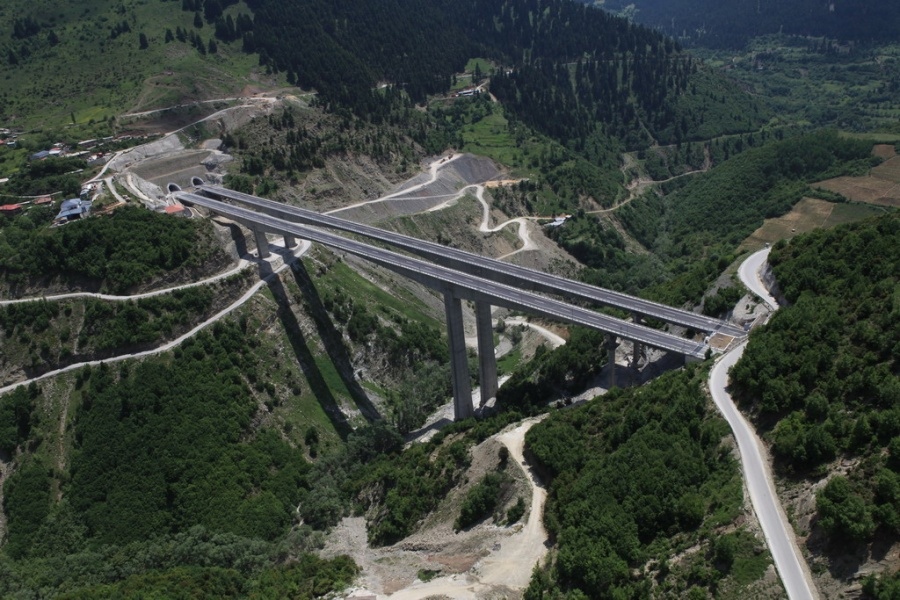 Στη ΓΕΚ Τέρνα η Εγνατία Οδός για 35 χρόνια - Στο 1,275 δισ. ευρώ το τίμημα