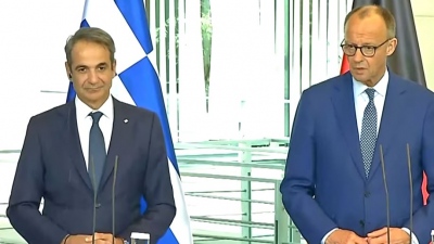 Στο Βερολίνο ο Μητσοτάκης - Κοινές δηλώσεις με τον Γερμανό καγκελάριο Merz