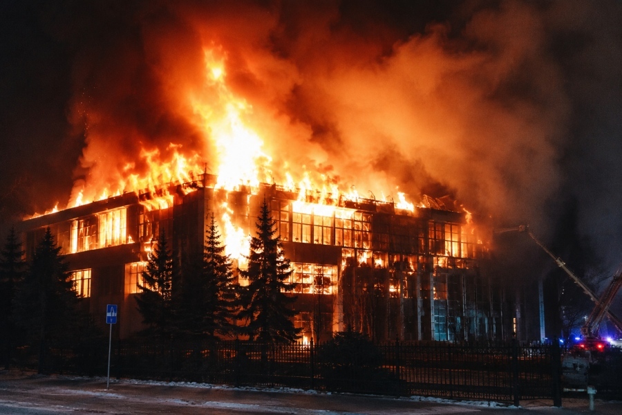 Terrible blow! - Heart of Russian gold and diamond industry turned to ashes by fire... with a strong scent of sabotage