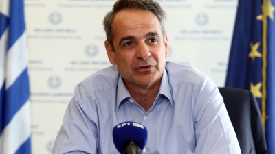 Ο Μητσοτάκης επιμένει στην κοινωνική ατζέντα - Η επίσκεψη στο υπουργείο Κοινωνικής Συνοχής