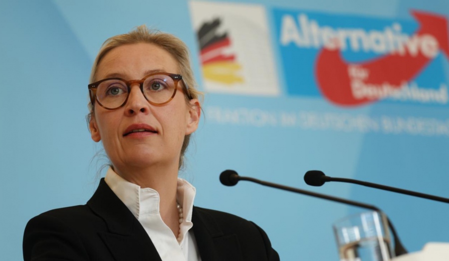 Weidel (AfD): Οι ουκρανικές επιθέσεις drones μέσα στη Ρωσία συνιστούν απειλή για τη Γερμανία, σεβασμός στην «αρκούδα»
