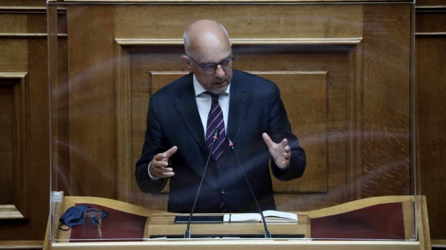 Παπαδημητρίου (ΝΔ) για Καραμανλή: Θα είναι πιο ήσυχος με τη συνείδησή του αν δεν είναι υποψήφιος