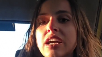 Ταξιτζής ζήτησε 15 ευρώ για 700 μέτρα από νεαρή influencer (video)