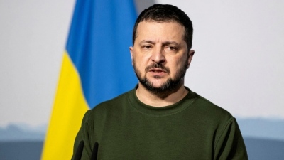 «Φούμαρα και μεταξωτές κορδέλες» από τον Zelensky στο Ντουμπάι: Θα «σώσει» τους Άραβες με drones από… 3D printer