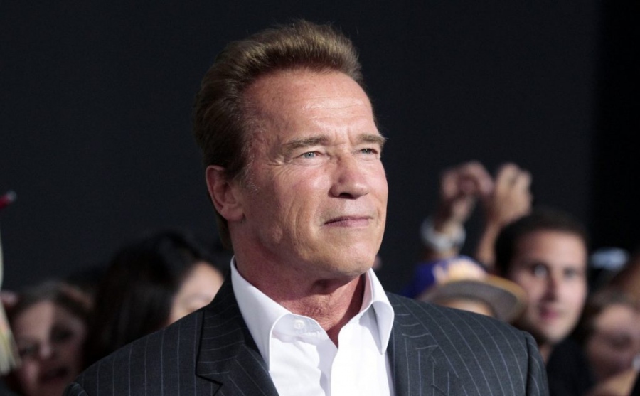 Έξαλλος Schwarzenegger κατά Trump: Ντροπή σου πρόεδρε... Μόνο αυτόγραφο που δεν ζήτησες στον Putin!