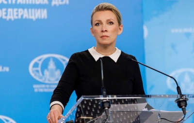 Σφοδρή επίθεση Zakharova στον Macron: Ο Γάλλος πρόεδρος είναι τόσο παράλογος που αμφιβάλλω εάν είναι πνευματικά ενήλικος