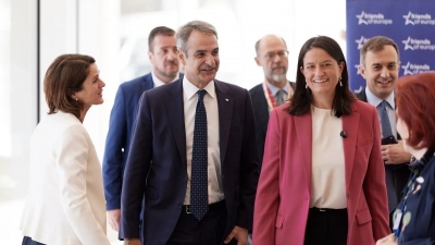 Η Κεραμέως πέτυχε εκεί που απέτυχαν άλλοι – Η Ελλάδα παράδειγμα για όλη την Ευρώπη στις Συλλογικές Συμβάσεις