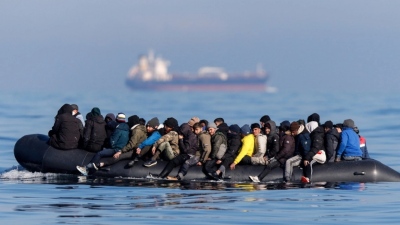 Σε δημόσια διαβούλευση το νομοσχέδιο για τη νόμιμη μετανάστευση - Τι αλλάζει στις ΜΚΟ