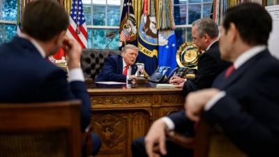 Ο Trump τηλεφώνησε στον Putin αλλά δεν είναι σαφές εάν ο Putin δέχθηκε να συναντήσει τον Zelensky