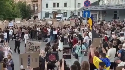 Διαμαρτυρίες στο Ουκρανία κατά της επιβολής αυστηρότερων ποινών για την παράβαση διαταγών