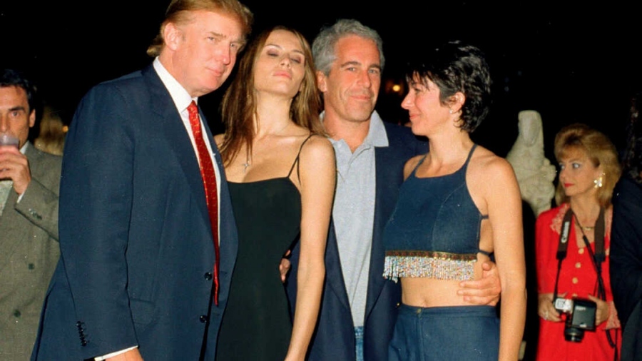 Δεν ήταν μόνο ο Trump… Κι άλλος πρόεδρος ΗΠΑ είχε «πάρε-δώσε» με τον Epstein - Το άλμπουμ που δεν θέλει να θυμάται η ελίτ