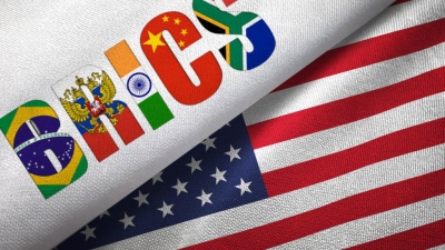 O Trump θέλει να διαλύσει τις BRICS, ο Putin πρέπει να τον βραβεύσει – Η φιλία με Ρωσία έχει γίνει επικίνδυνη και ασύμφορη