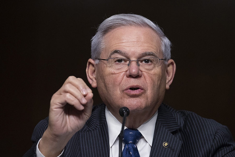 Menendez: Η Αλεξανδρούπολη είναι ένα σημαντικός στρατιωτικός κόμβος των ΗΠΑ και του ΝΑΤΟ