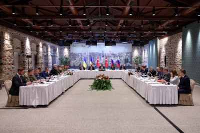 Η Ρωσία δημιουργεί ζώνες ασφαλείας στα σύνορα με Ουκρανία - Απίθανη συνάντηση Putin - Zelensky τον Αύγουστο