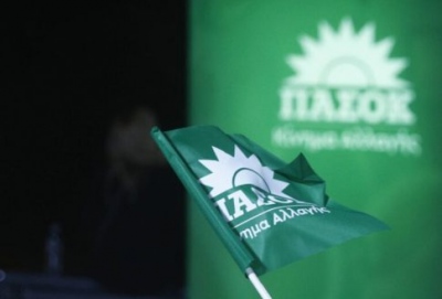 Η ακραία φάρσα – Το ΠΑΣΟΚ χάνει την αξιωματική αντιπολίτευση αν παραιτηθούν όλοι οι βουλευτές της Νέας Αριστεράς