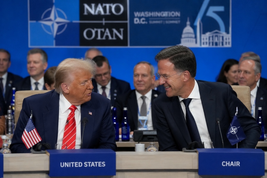 Trump: Iran deal is dead, they are playing dirty – Backs Rutte, claims Greenland, and opens front with Spain