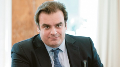 Στις Βρυξέλλες ο Πιερρακάκης, συνάντηση με την Metsola - Στη Γαλλία στις 2-3/7