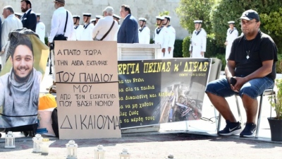 Σοβαρή καταγγελία από τον Πάνο Ρούτσι: «Βουλευτής της ΝΔ μου είπε πως έχει δει τη σορό του γιου μου»