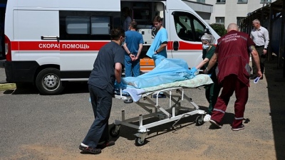 Άνανδρη επίθεση – Ένας νεκρός και 4 τραυματίες από ουκρανικό πλήγμα σε επιβατικό λεωφορείο στο Belgorod