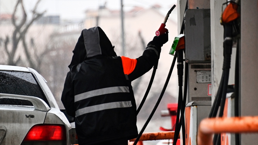 Ρωσική πόλη σκέφτεται την εισαγωγή ελέγχου... διαβατηρίων κατά την πώληση βενζίνης