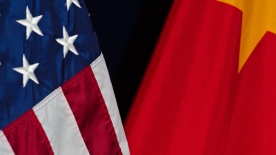 Financial Times: Ο εμπορικός πόλεμος του Trump κατά της Κίνας είναι καταδικασμένος να αποτύχει για τρεις λόγους
