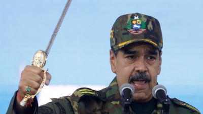 Εμφανίστηκε ο Maduro μετά τη συνομιλία με τον Trump, με το σύνθημα… «η Βενεζουέλα είναι αήττητη»