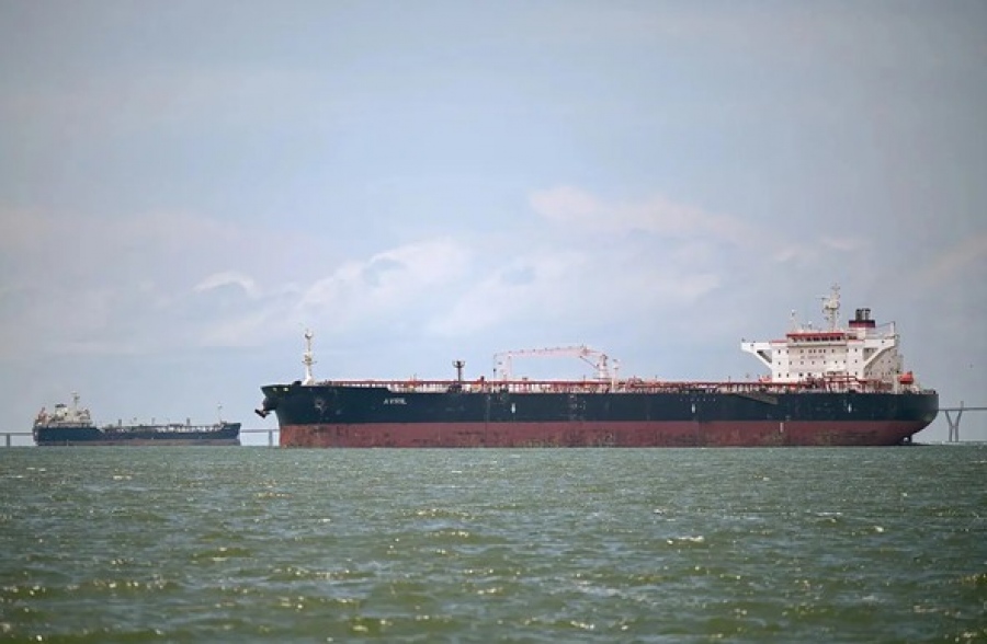 Θρίλερ στην Ερυθρά Θάλασσα - Δύο κινεζικά supertankers της Cosco κατευθύνονται προς το Bab el-Mandeb