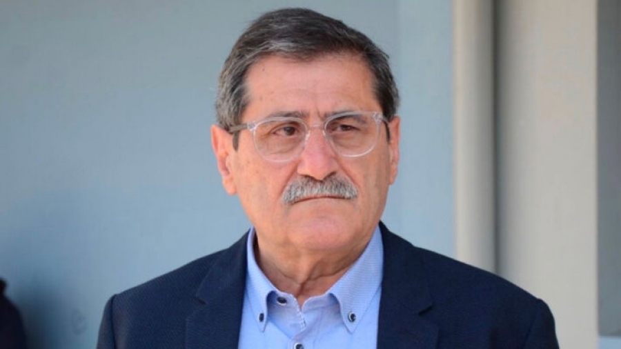 Πελετίδης: Η φωτιά μπήκε μέσα σε σπίτια στα προάστια της Πάτρας