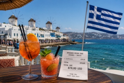$876 for two drinks – Mykonos greed sparks outrage – Greeks see no vacation, only... price gouging