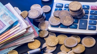 Πακέτο ΔΕΘ: Αυξάνει κατά 80% το επίδομα θέρμανσης, παγώνει ο ΦΠΑ σε ακίνητα, εστίαση, μεταφορές, συγκοινωνίες και τουρισμό