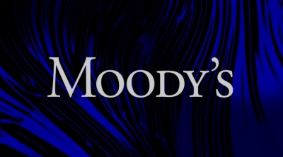 Η Moody's αναβαθμίζει σε θετικό το outlook της Ιταλίας